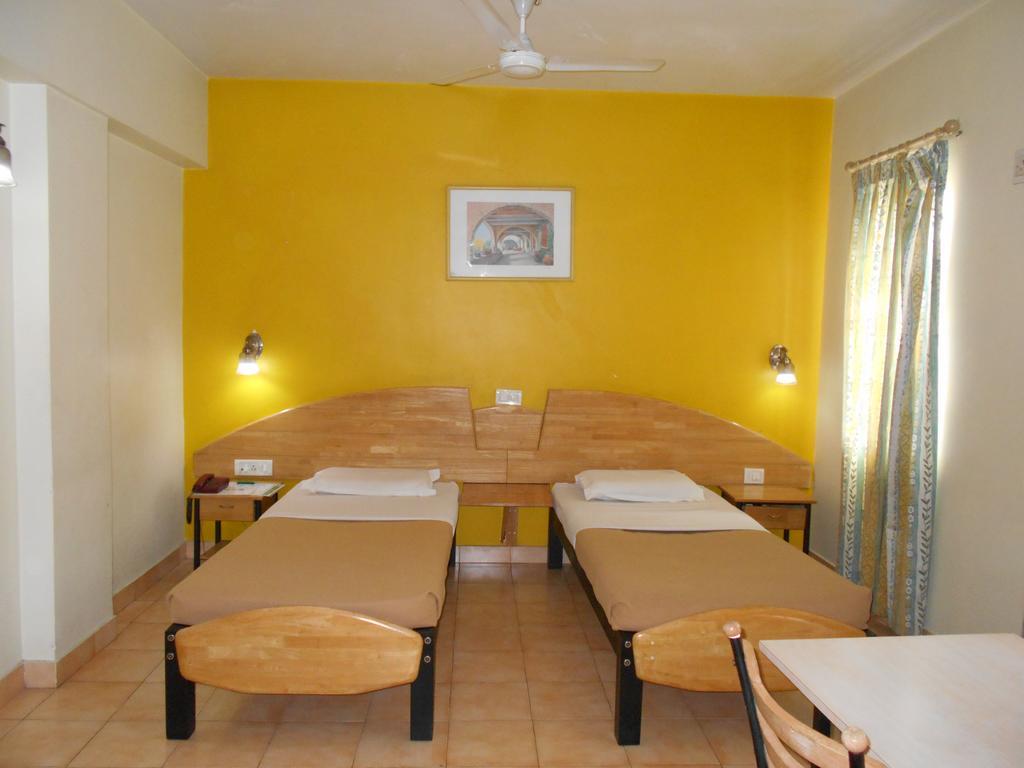 Tom'S Hotel Bangalore Cameră foto